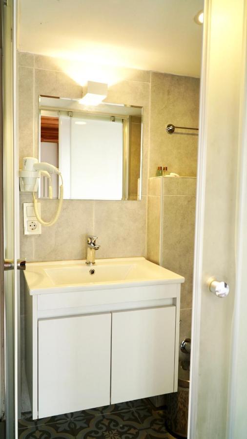Qonaq Hotel & Suites Istanbul Exteriör bild