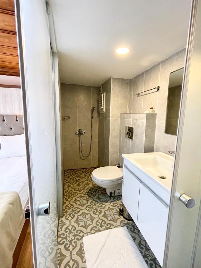 Qonaq Hotel & Suites Istanbul Exteriör bild